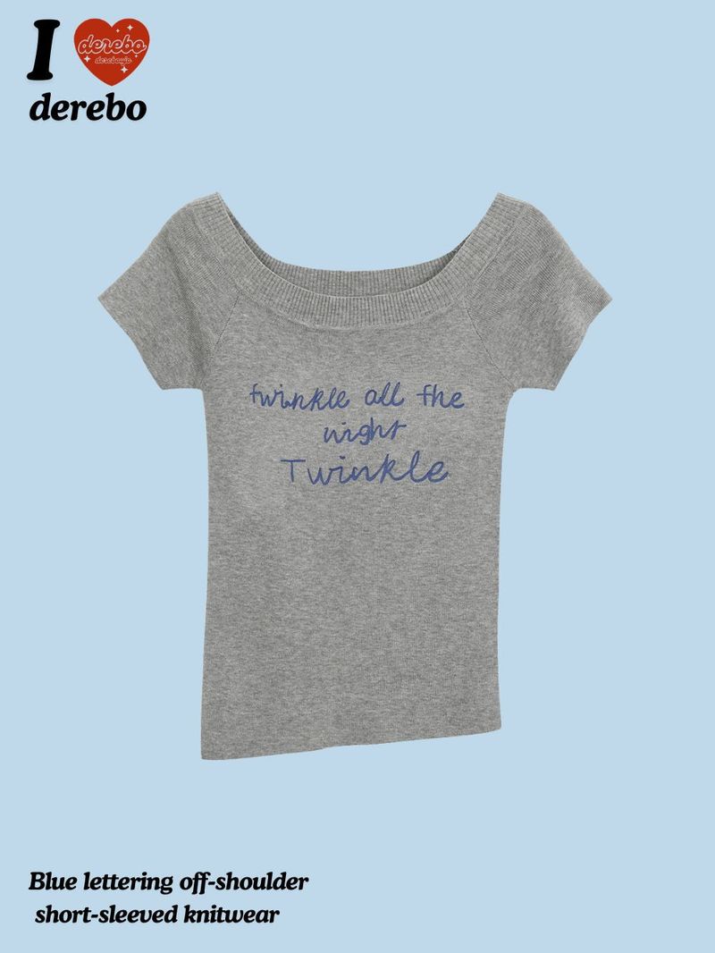 dereborujo（ドレボルゾー）の「Blue lettering off-shoulder short-sleeved knitwear（Tops）」