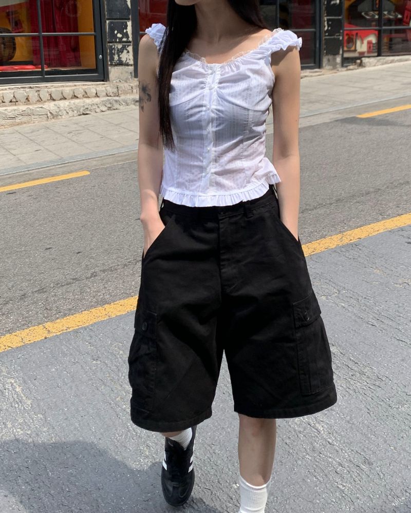 kyoive(コイブ)の「Frill blouse(Tops)」