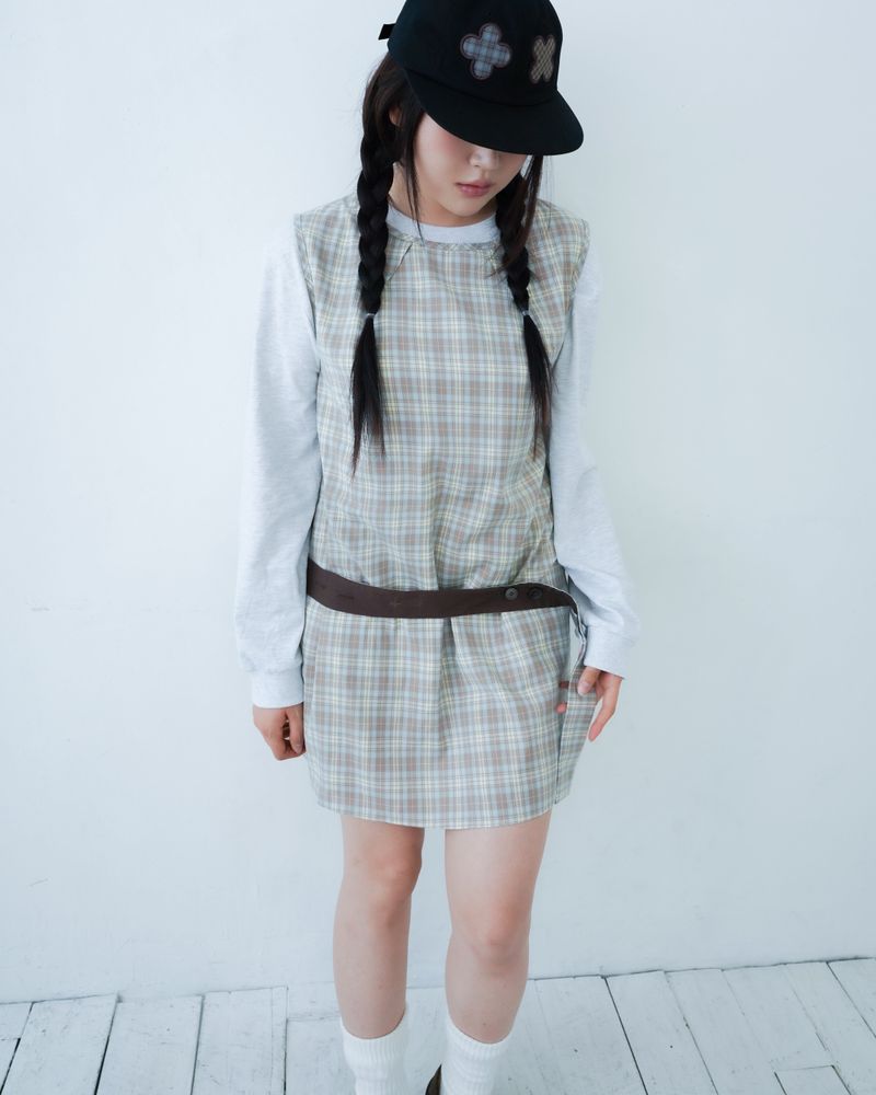 check button dress / brown
