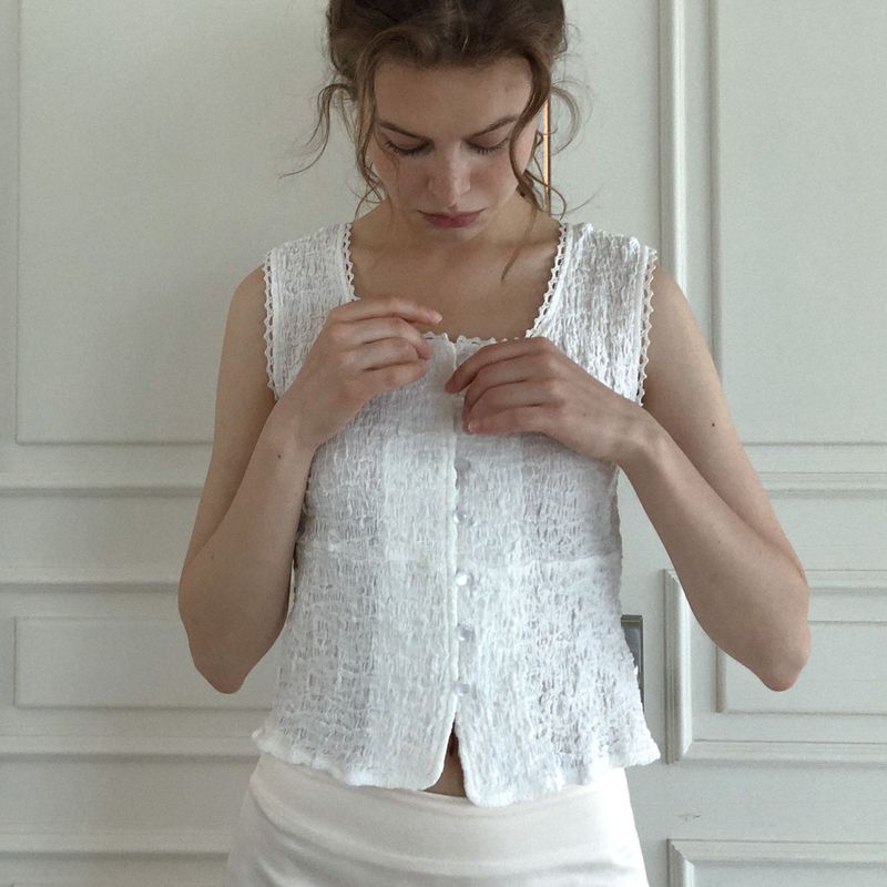 Fors sleeveless blouse (white)