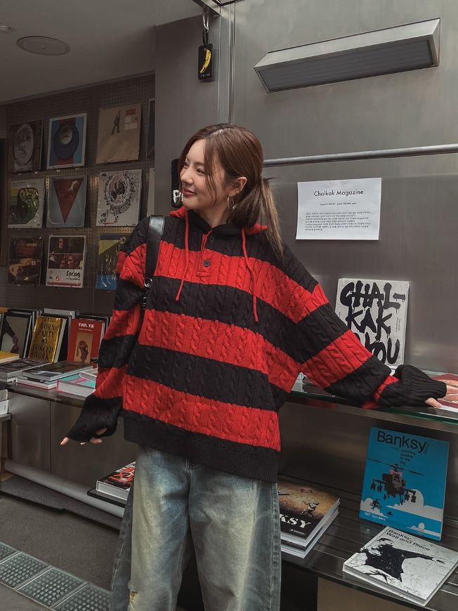 Stripe cable hood warmer knitwear
