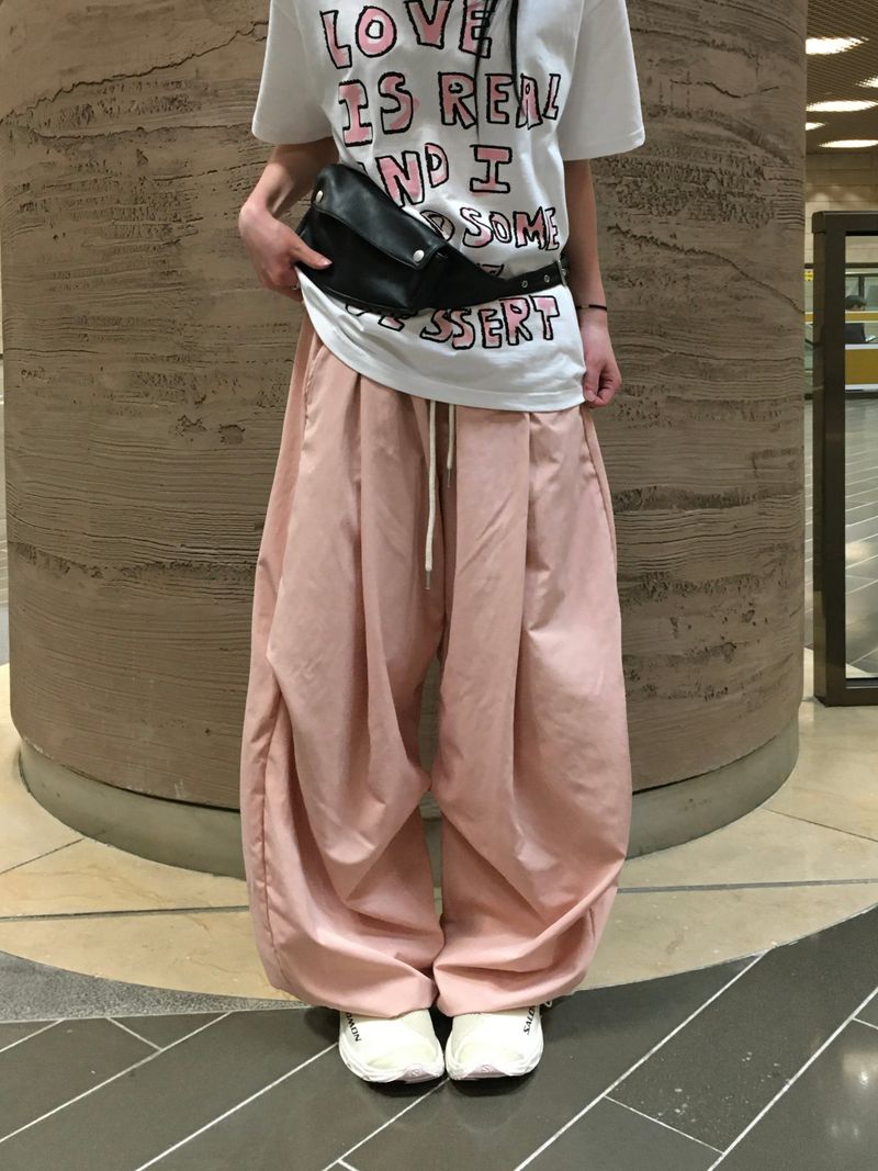 Cool Over Curved Nylon Pants (7c)