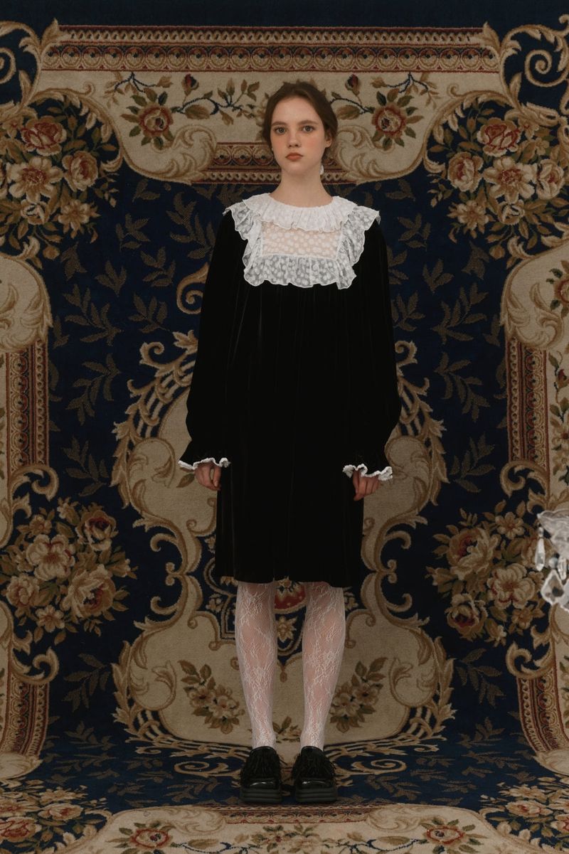 ROMANCHIC(ロマンシック)の「Velvet dress(Dresses)」