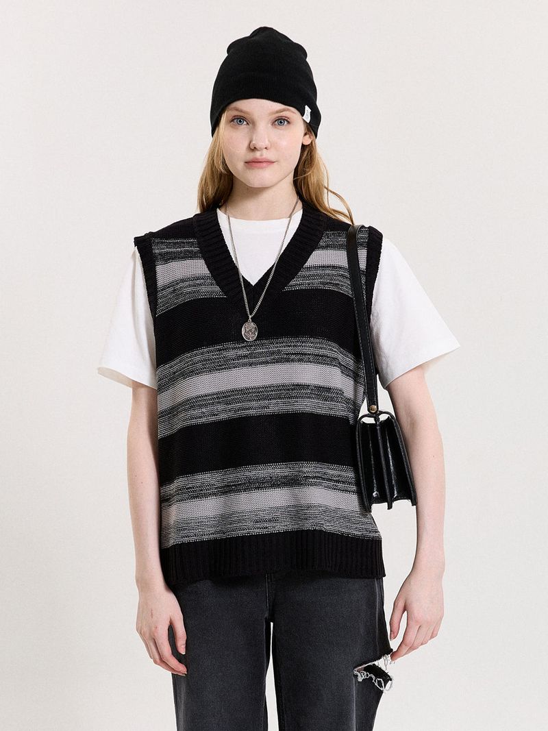 PINK PINEAPPLE（ピンクパイナップル）の「EASY BOXY VEST（Tops）」