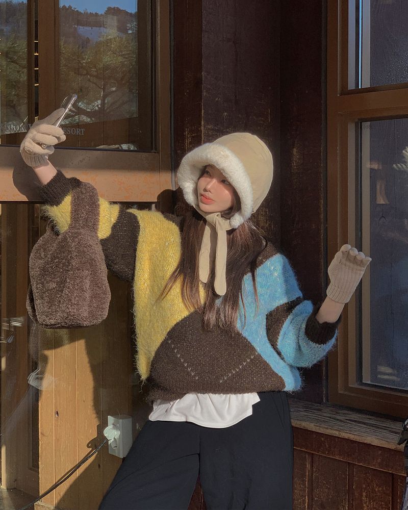 Wool argyle knit