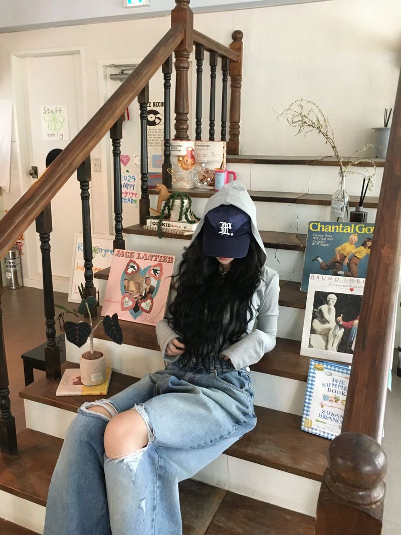 Gray shoulder crop hoodie