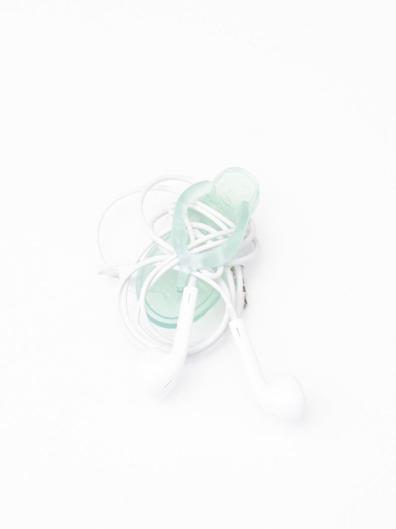 MINT FLIP-FLOP NECKLACE
