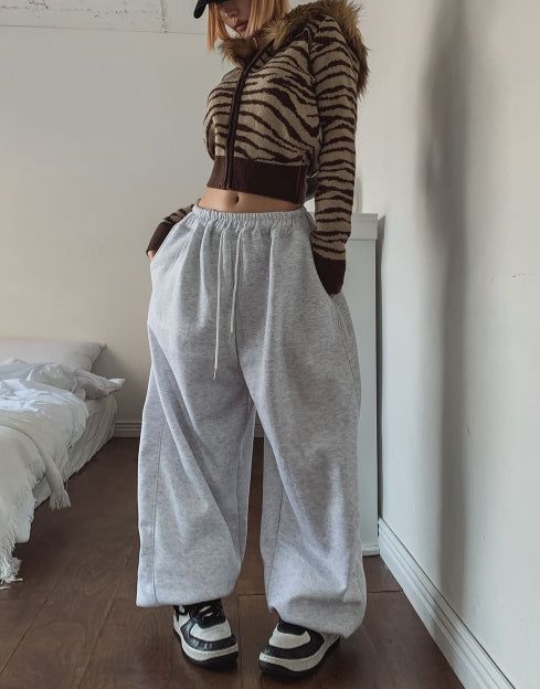 Tully Brushed Side Pintuck Balloon Jogger Pants