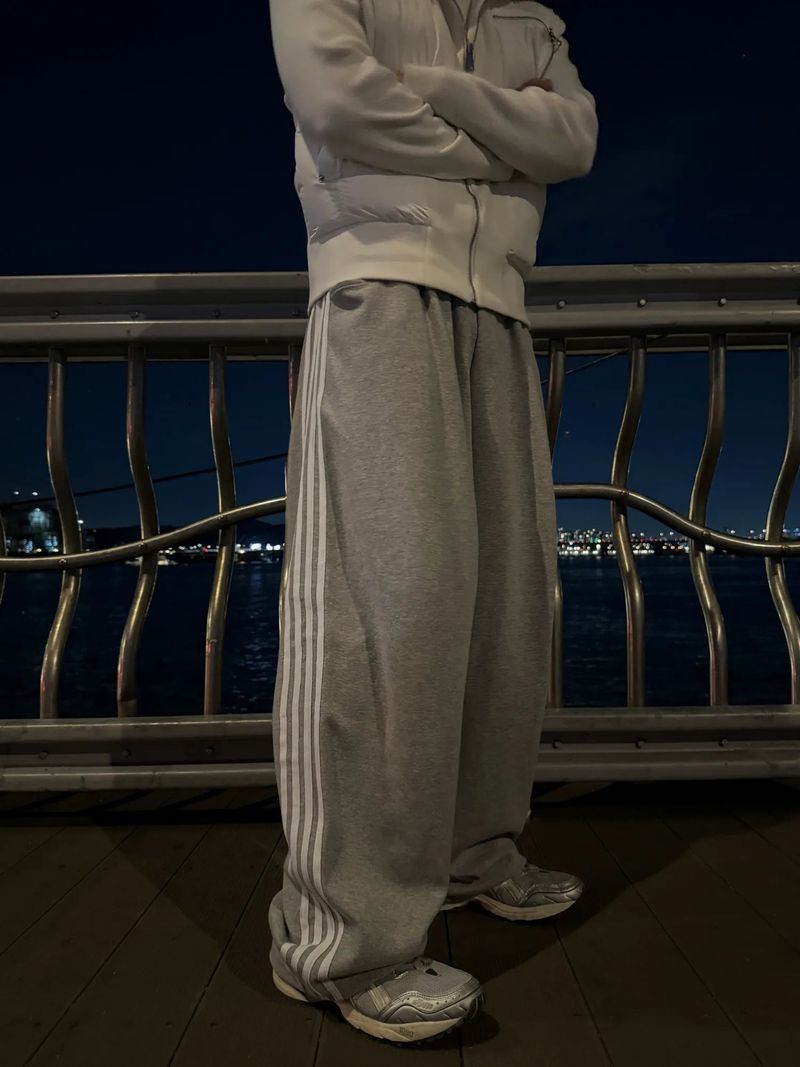 Maren russell sweat pants