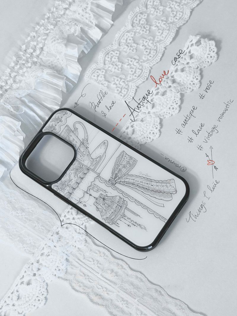 ROARUA（ロアルア）の「Antique love case（Smartphone Accessories）」