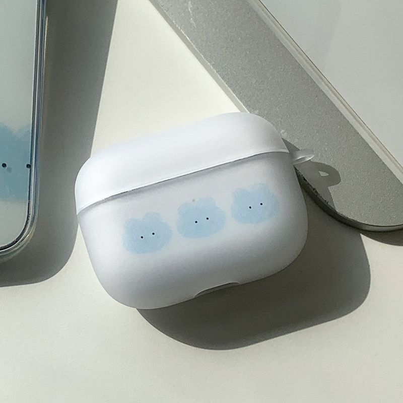withsome（ウィズサム）の「Tトキモルエアポッズケース　マット（スマホグッズ/小物）」