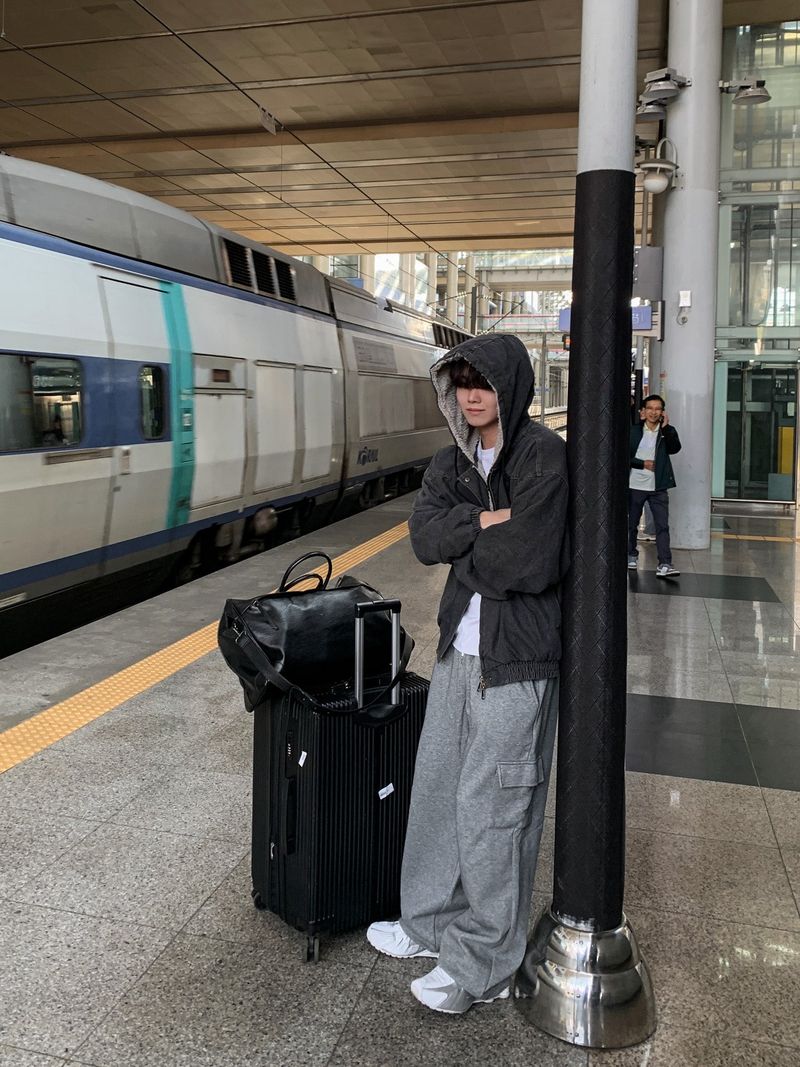 Cozy Sherpa Oversized Denim Hooded Jacket