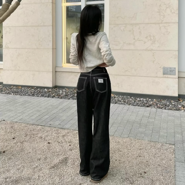 WITTY ONE TUCK WHITE STITCH WIDE DENIM PANTS