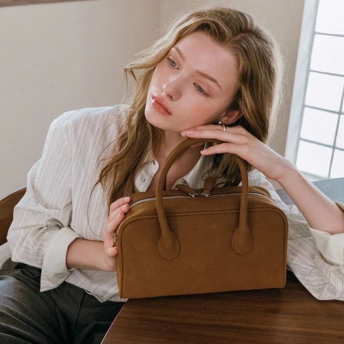 MARHEN.J （マルヘンジェイ）の「LARA SMALL Suede Shoulder Bag（Bags）」