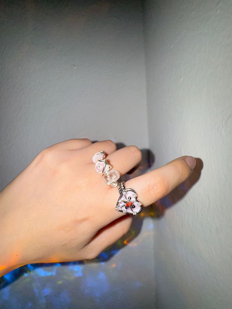 Sakura twist ring
