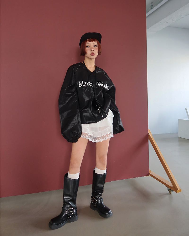 Delight-J（ディライトジェイ）の「[UNISEX] leather glossy lettering oversized fit sweatshirt（Tops）」