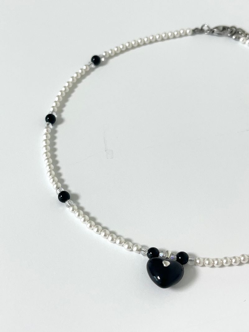 MADE swan necklace