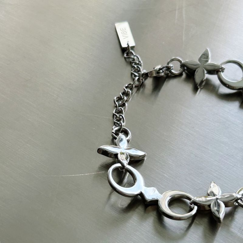 Floral Linkage Bracelet