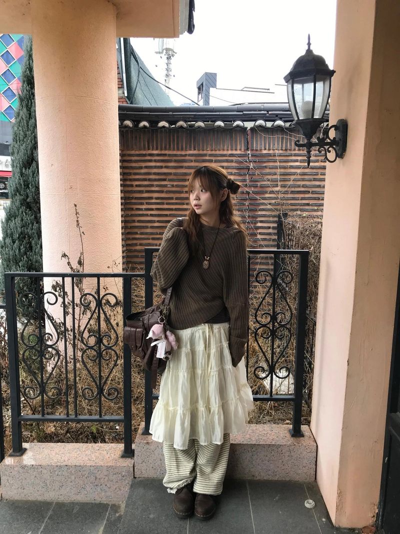 oka off-shoulder hoodie