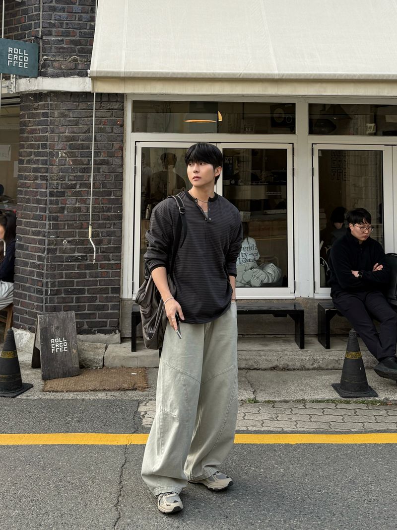 Dun strip henry tee