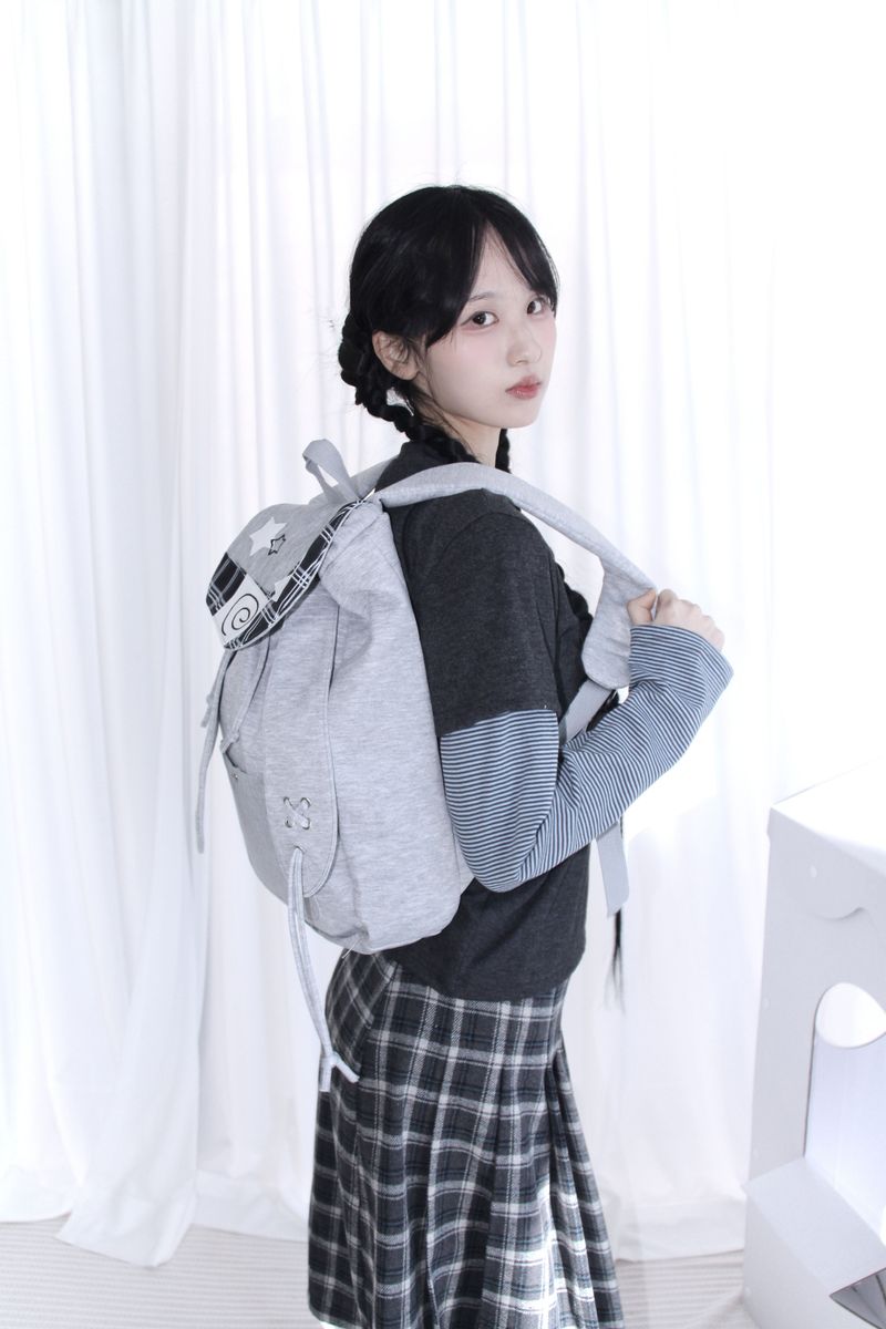 Rabbit Drop String Patch Backpack (2color)