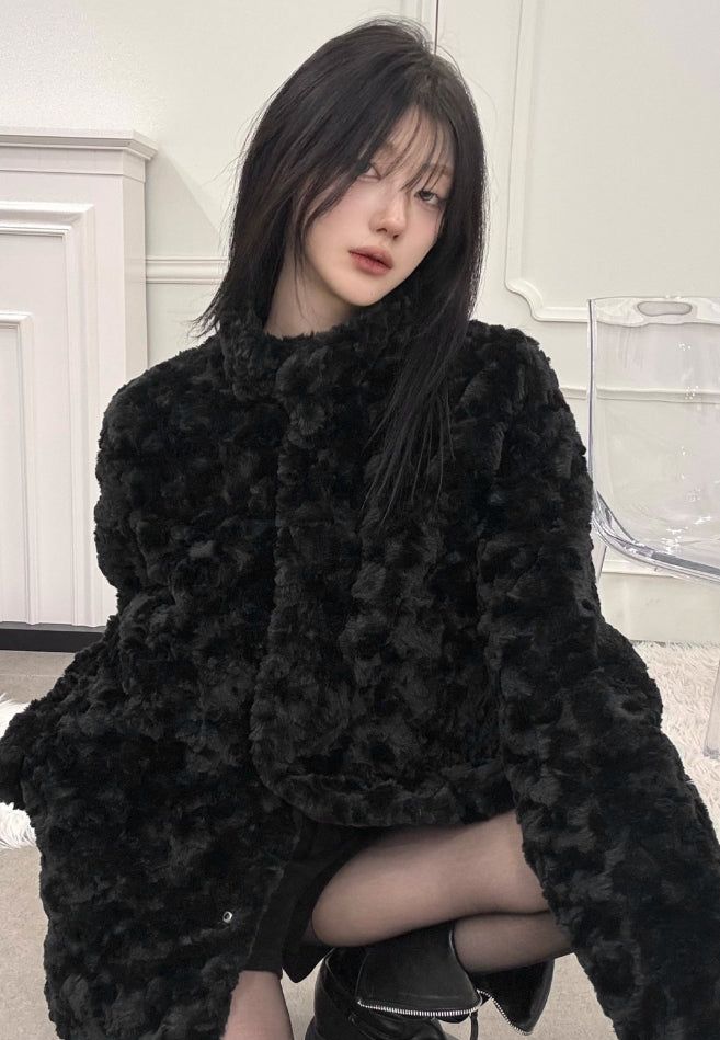 EEUN（イウン）の「Robin black fur coat（Jackets/Outerwear）」