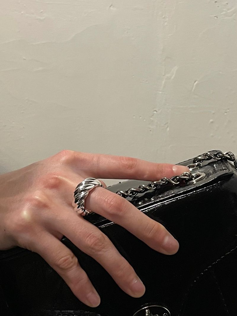 After Dawn（アフター ドーン）の「BOLD DIAGONAL RING（Accessories）」