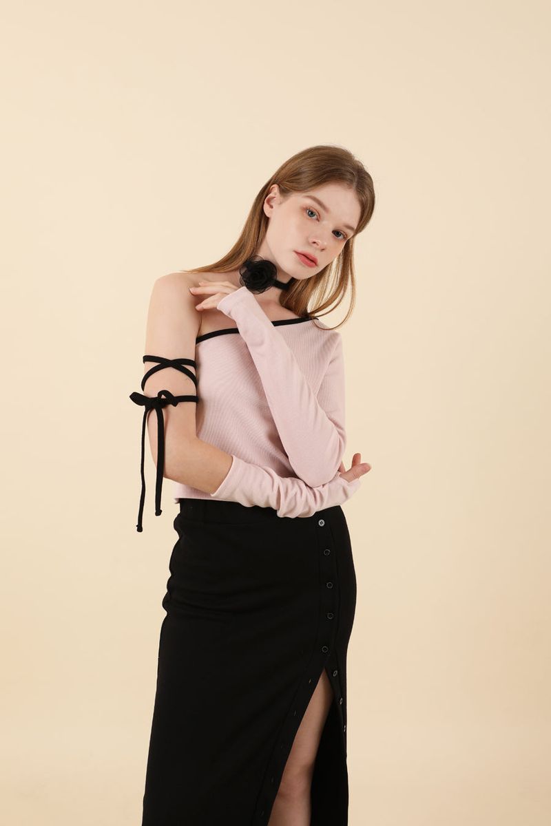 Strap Off Shoulder Warmer T-shirt Pink