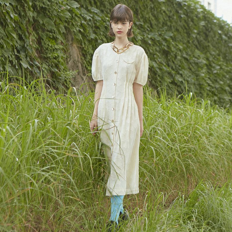 [LINE] Flower Pintuck Button Dress