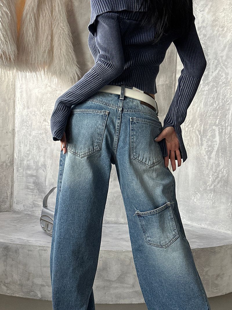 Gradient Off-Shoulder Zip-Up Knitwear