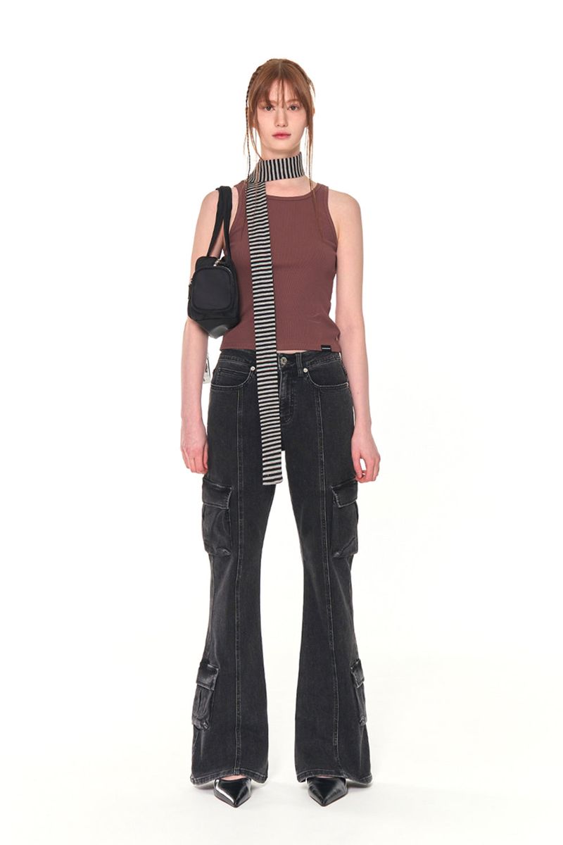 ZIZE SLEEVELESS (BROWN)