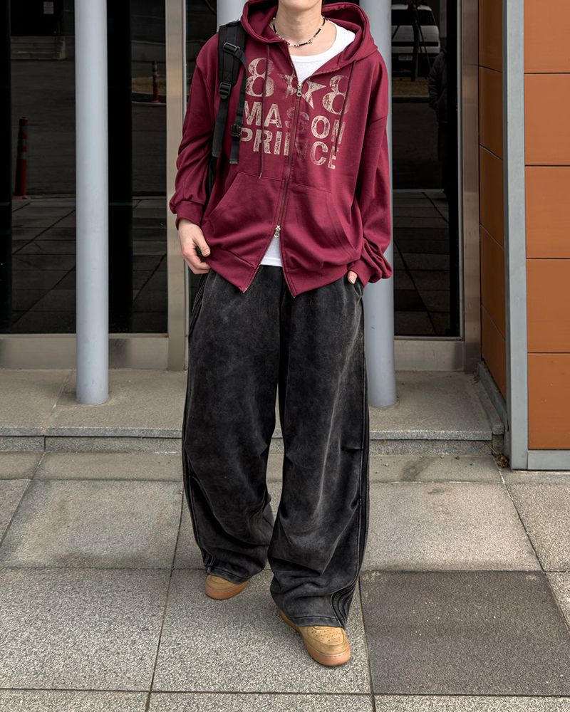 Dakel Vintage Graphic Zip-Up Hoodie
