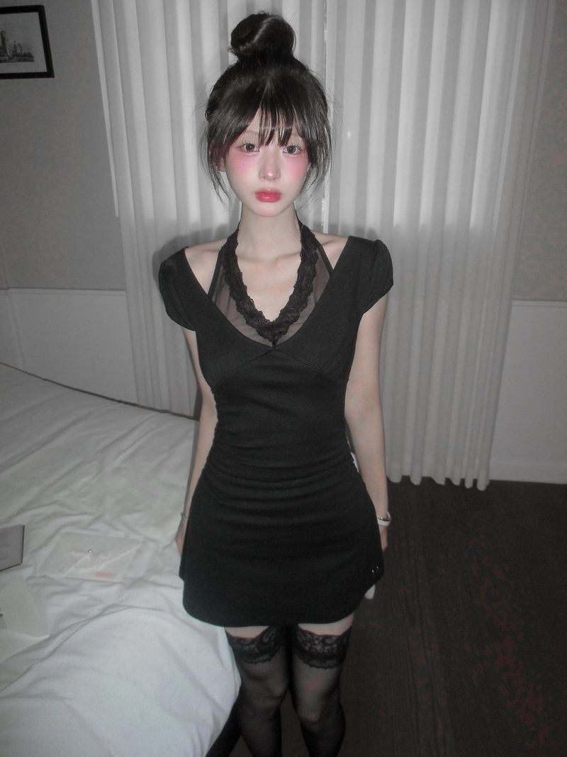 [MADE] Roena Halter-Neck Lace Mini Dress