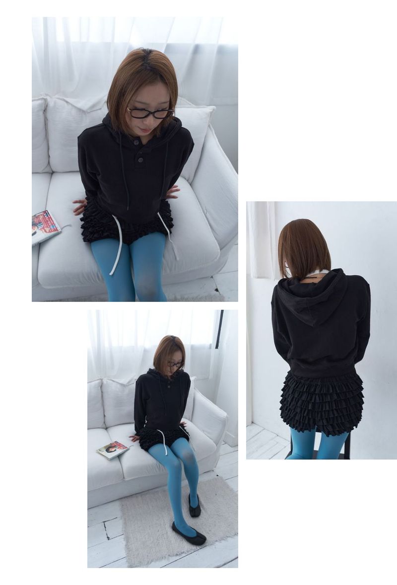 [made] Basic semi crop Hoodie