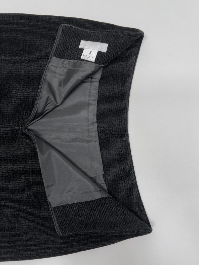 Velour H-line long skirt