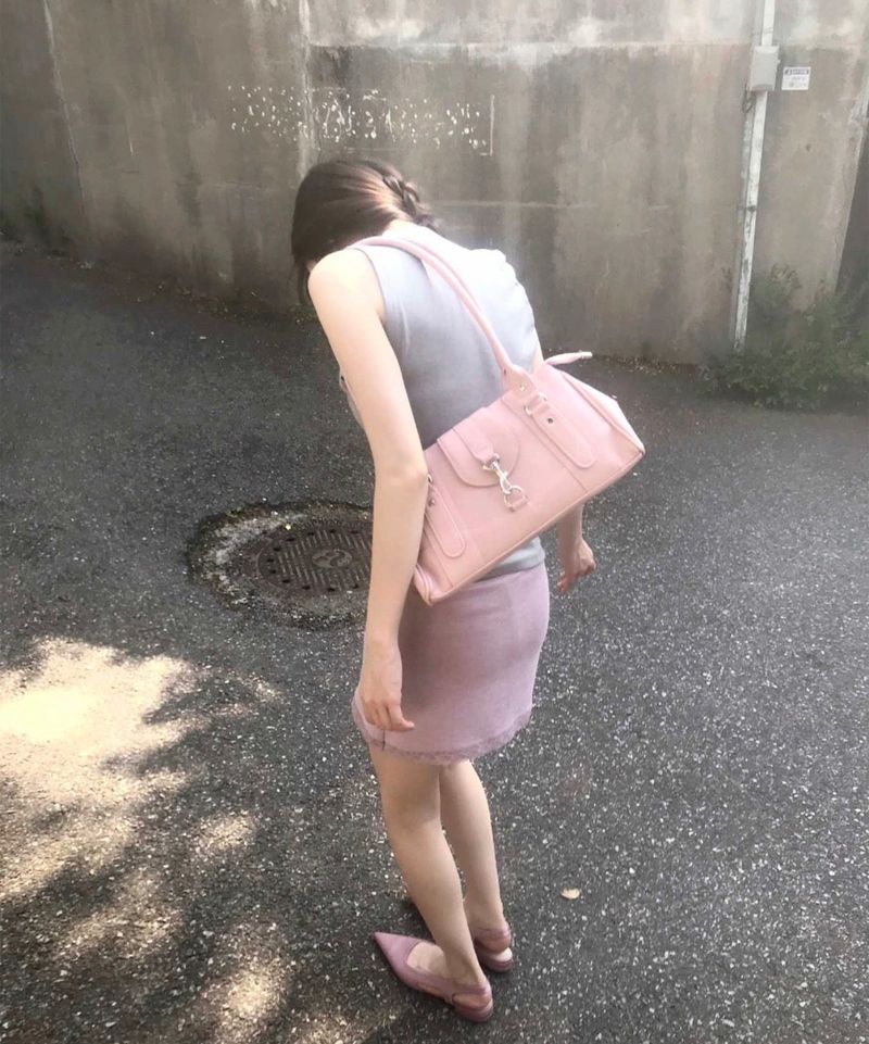 cloudemotion（クラウドエモーション）の「bamboo pink buckle bag（Bags）」