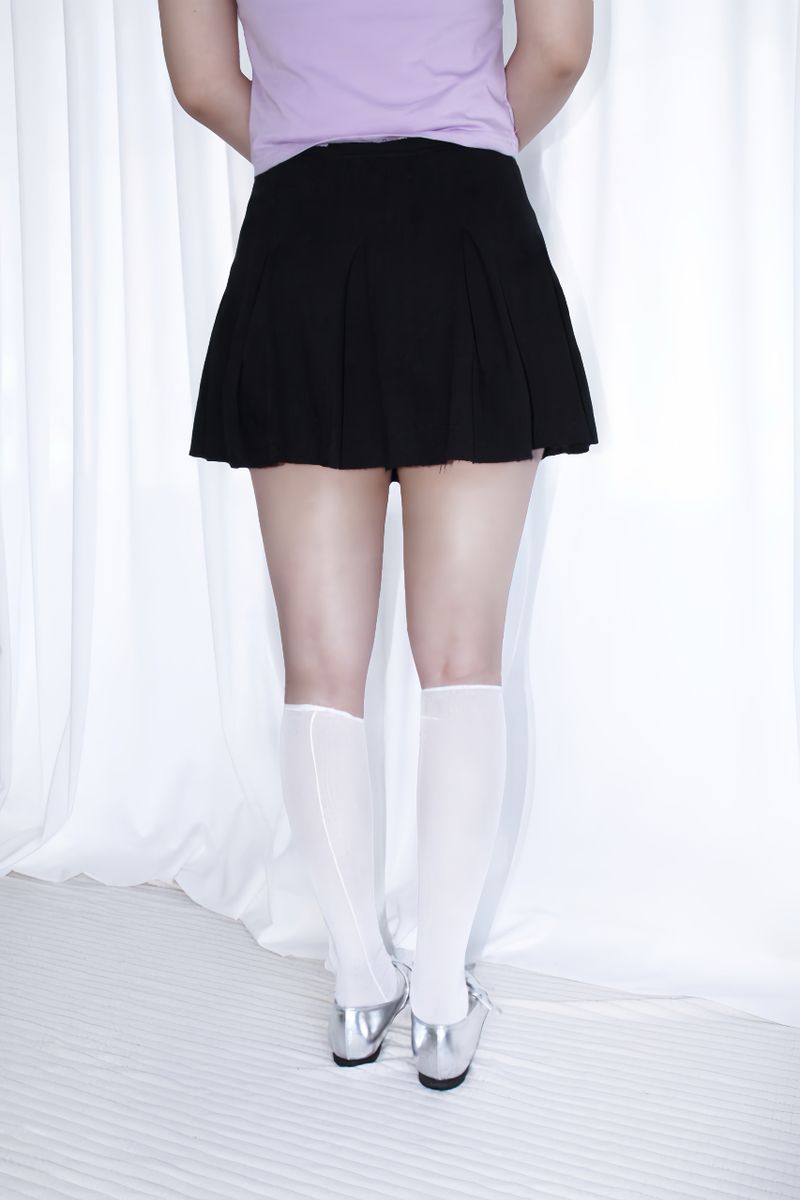BUTTON POINT PLEATED MINI SKIRT (2COLOR)