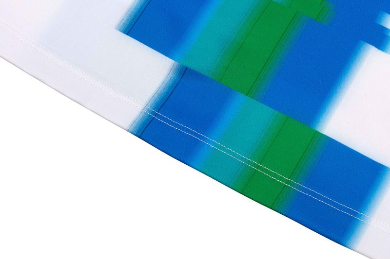 Glitch Print Mock Neck T-Shirt_Blue