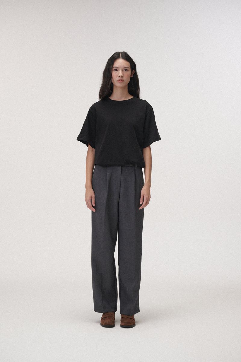 PLAT DU JOUR(プラドゥジュール)の「Boxy round T-shitrs (Black)(Tops)」