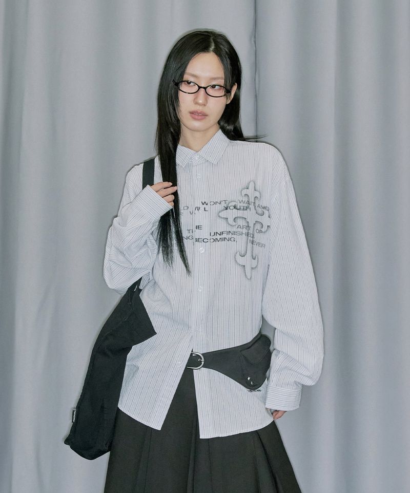 Cross Graphic Stripe Overfit Shirt - BLUE