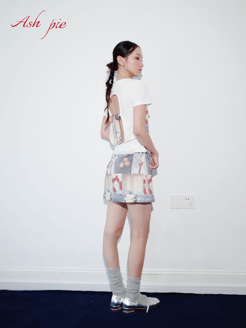 Backless tight short sleeves