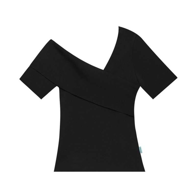 Short-sleeved sim one-shoulder sweater