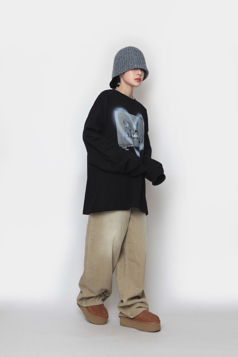 Cat Heart Spray Long Sleeve T