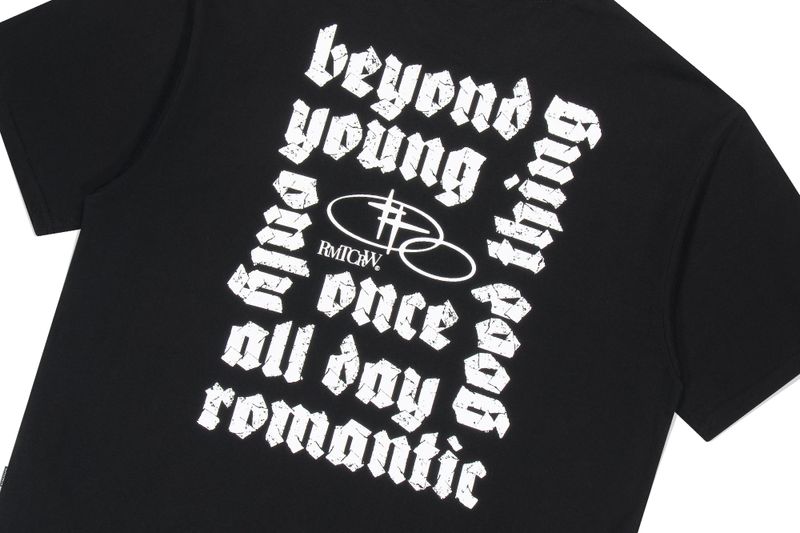 BEYOND YOUNG TEE SHIRT