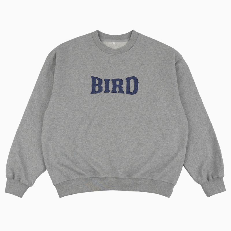B BIRD（ビーバード）の「バードデニムロゴスウェットシャツ - GRAY（トップス）」