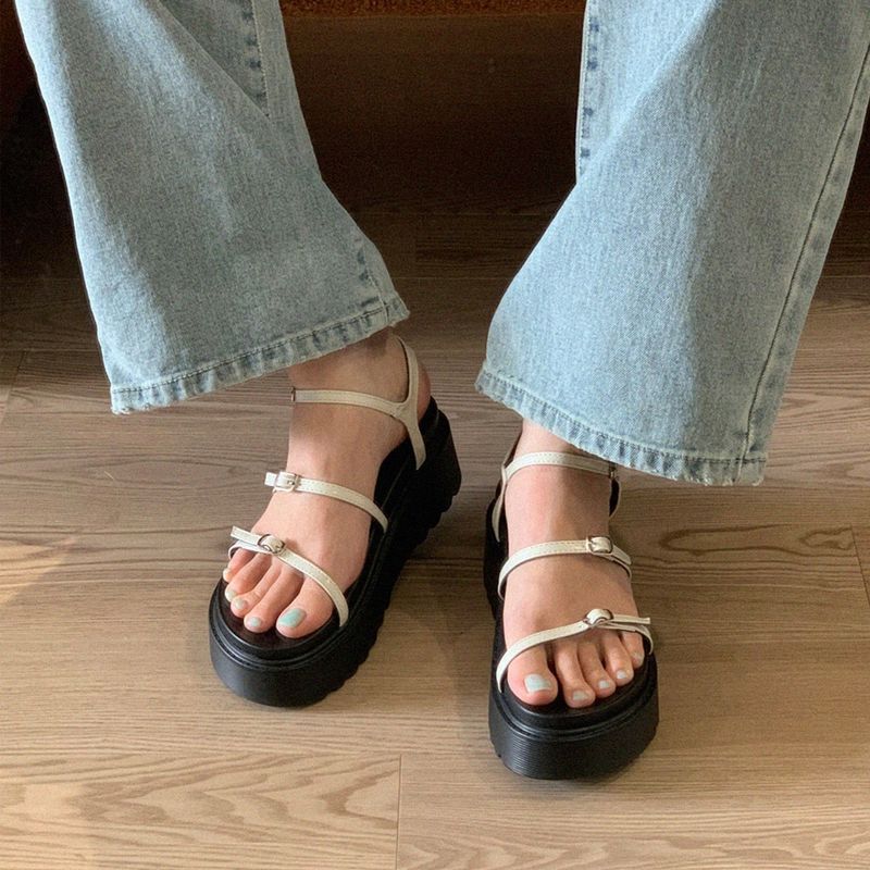 natural mind(ナチュラル マインド)の「Yuki Platform Sandals(Shoes)」
