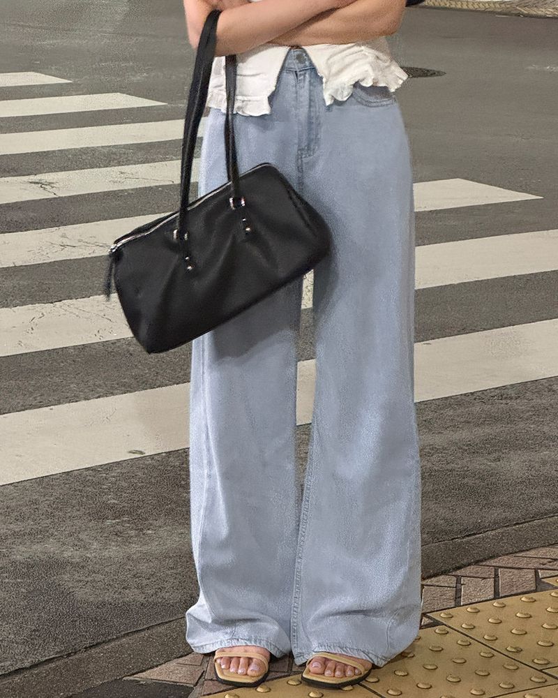 Lash Square Shoulder Bag
