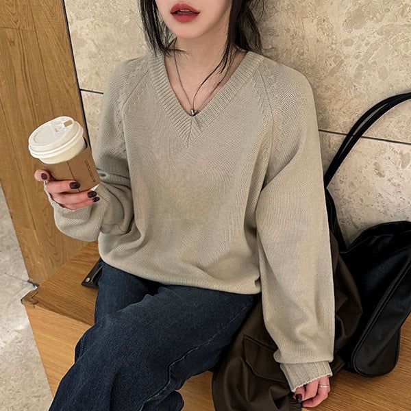 Latv raglan V-neck knitwear
