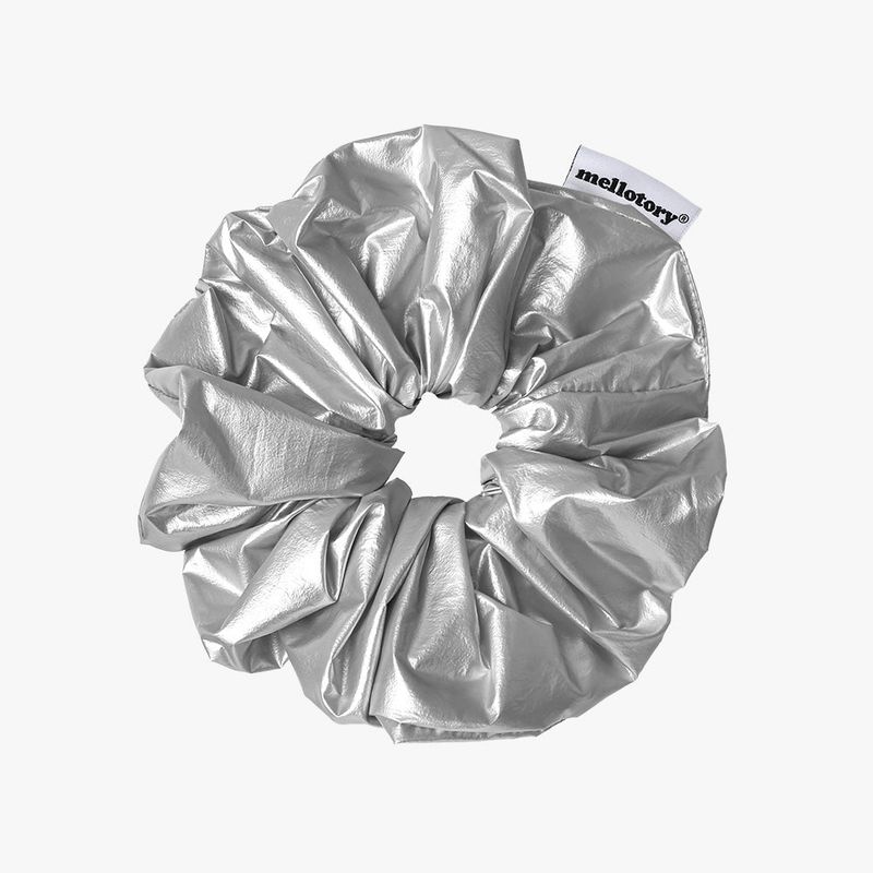 mellotory(メロートリー)の「SIMPLE SHINY SCRUNCHIE (SILVER)(Hair Accessories)」