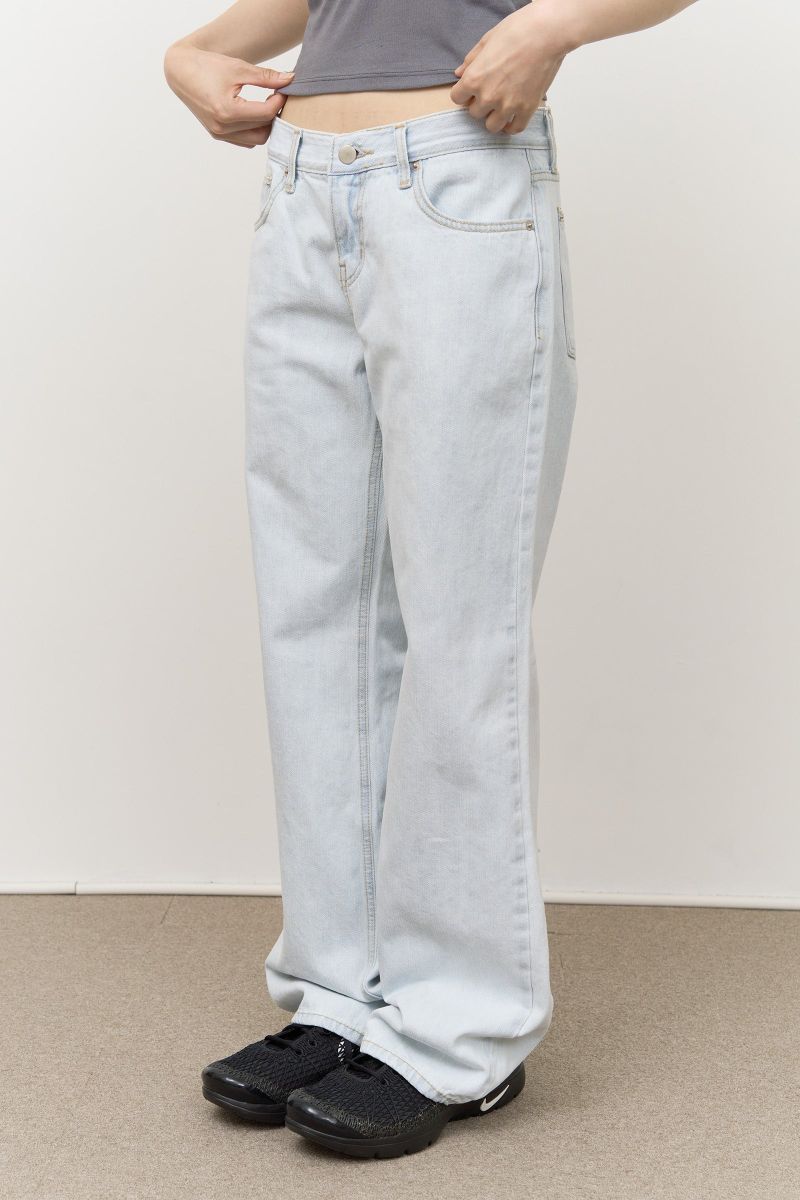 (W) Esu Ice Straight Denim